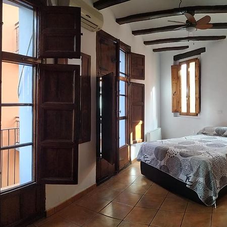Bonito Apartamento Con Encanto En Casco Antiguo Ron 7 Valenciayole Valência Exterior foto