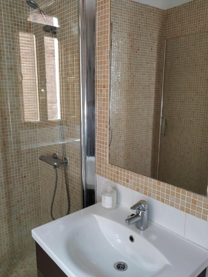 Bonito Apartamento Con Encanto En Casco Antiguo Ron 7 Valenciayole Valência Exterior foto