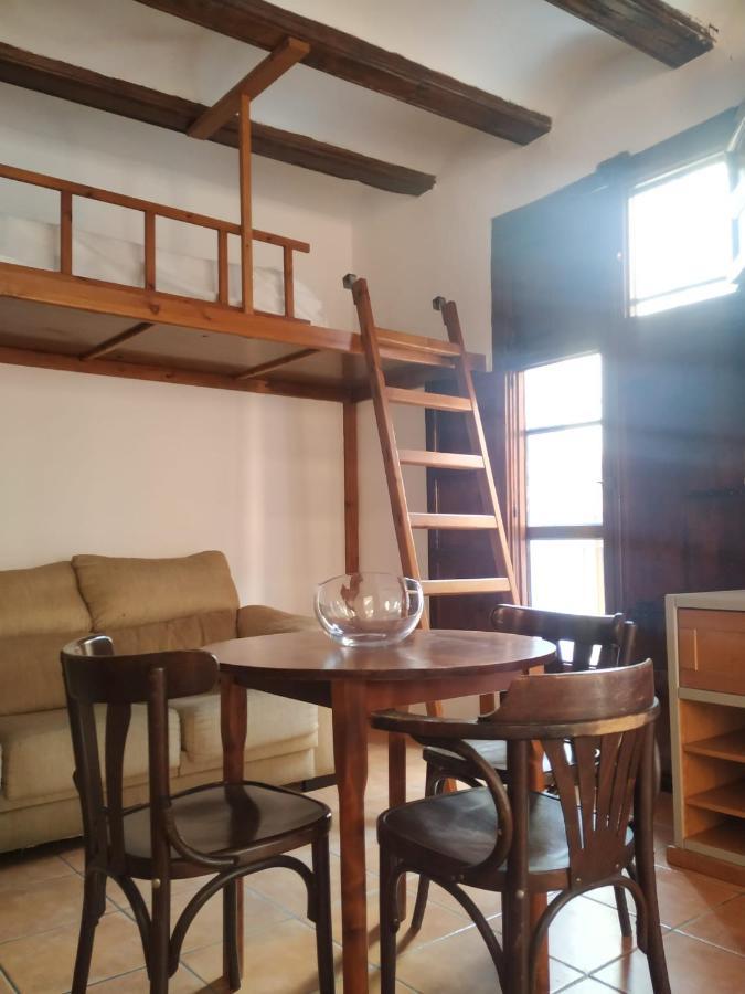 Bonito Apartamento Con Encanto En Casco Antiguo Ron 7 Valenciayole Valência Exterior foto