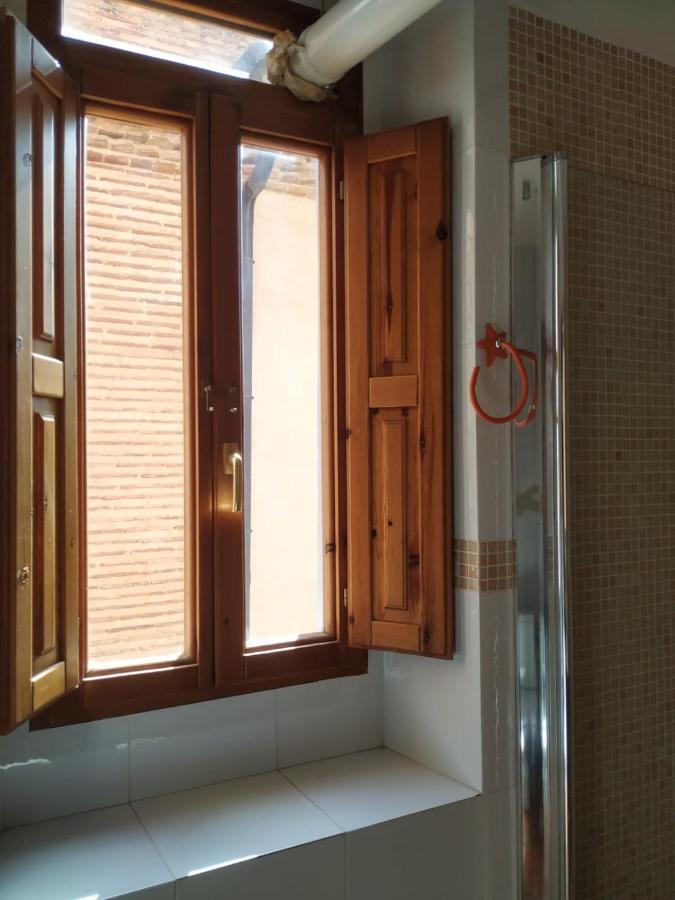 Bonito Apartamento Con Encanto En Casco Antiguo Ron 7 Valenciayole Valência Exterior foto